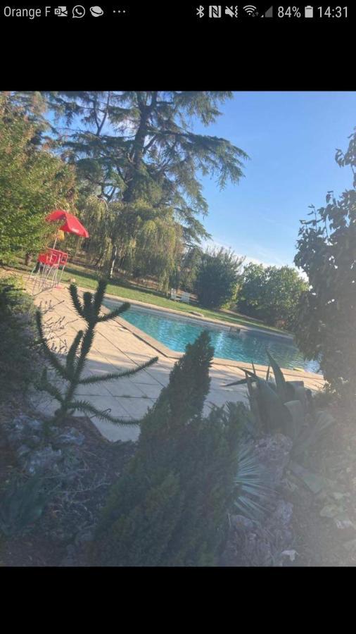 Gite Cocooning Avec Piscine Bouge-Chambalud Exterior photo